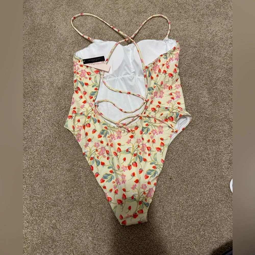 NWT Victoria's Secret Essential Scoop One-Piece Swimsuit Size L/Coverup Size M/L - Picture 4 of 16